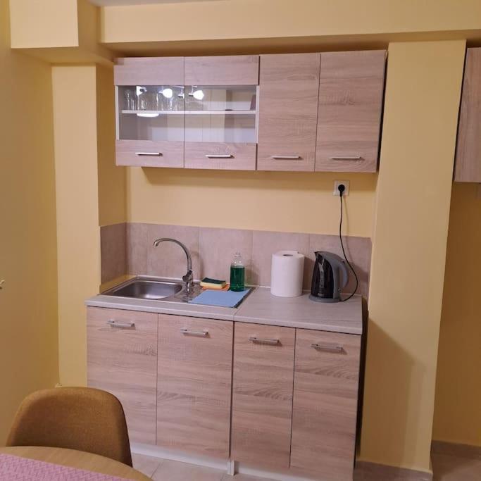 Zenia Home 1 Στην Καρδιά Της Πάτρας Buitenkant foto