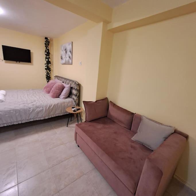 Zenia Home 1 Στην Καρδιά Της Πάτρας Buitenkant foto